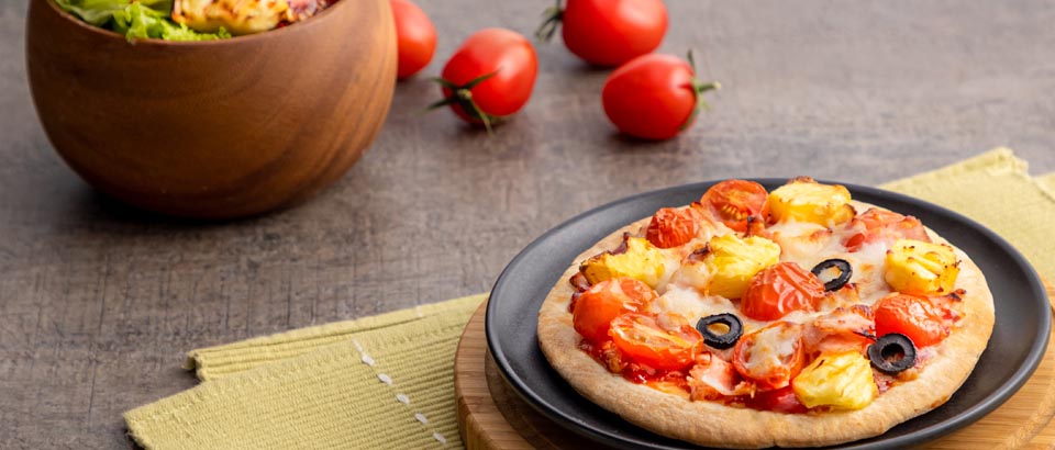 火雞Pizza配沙律